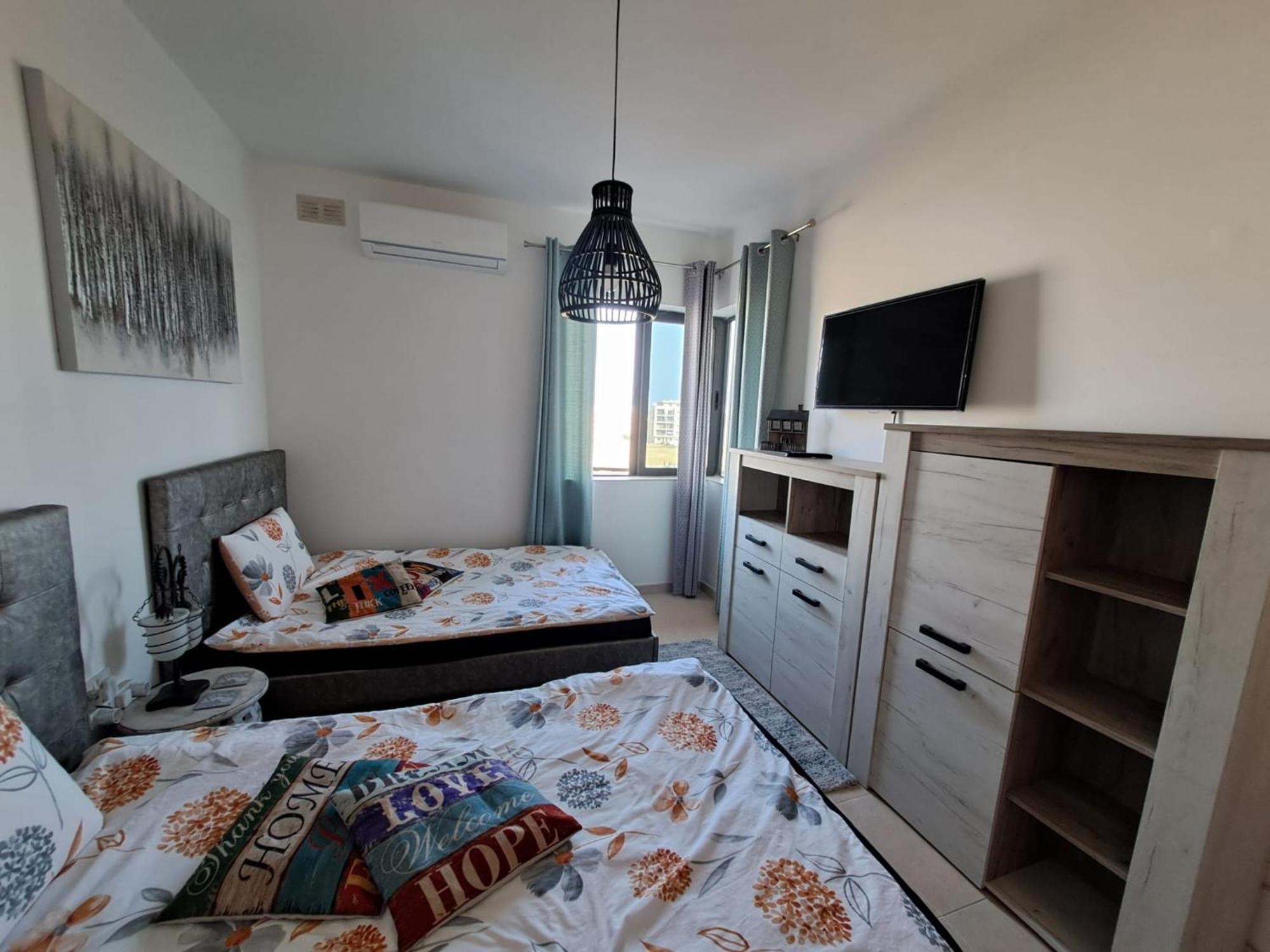 Sunshine Court Budget St. Paul's Bay Ngoại thất bức ảnh